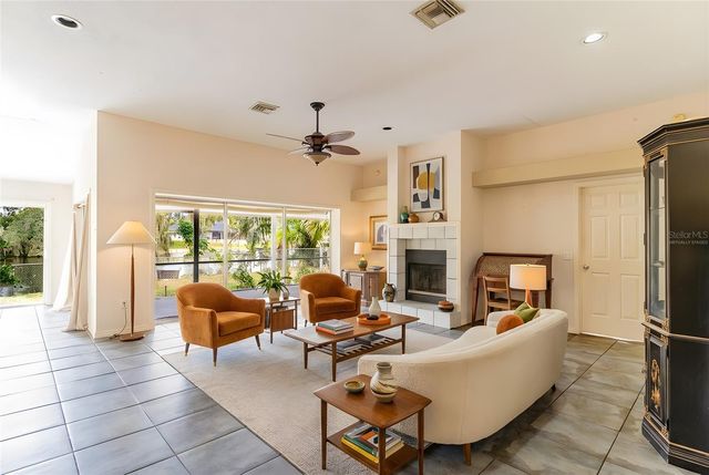 95 WOODSIDE DRIVE, Lakeland, FL 33813