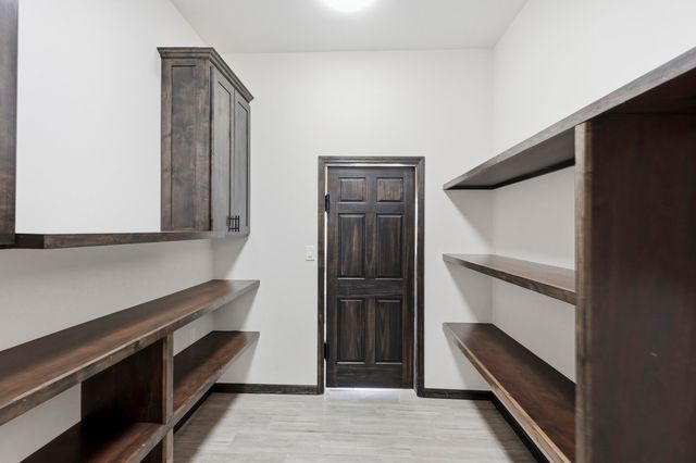 39 Monterey Road, Santa Fe, NM 87508