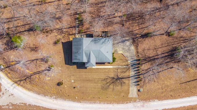 642 N Shore Drive, Monticello, KY 42633