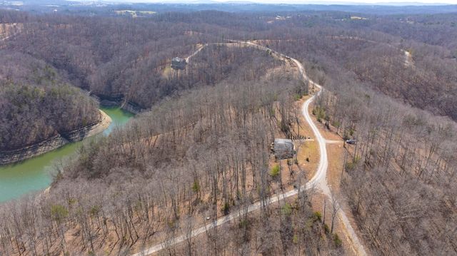 642 N Shore Drive, Monticello, KY 42633