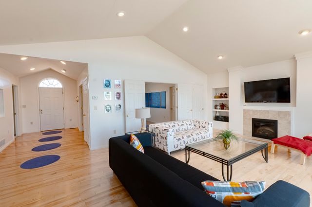 642 N Shore Drive, Monticello, KY 42633