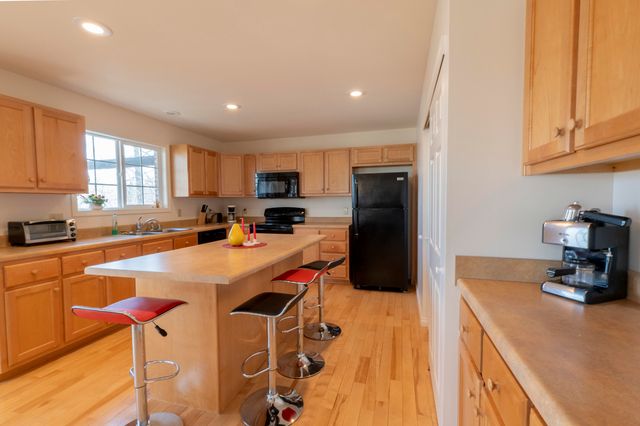 642 N Shore Drive, Monticello, KY 42633