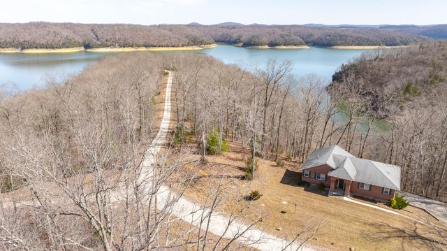 642 N Shore Drive, Monticello, KY 42633