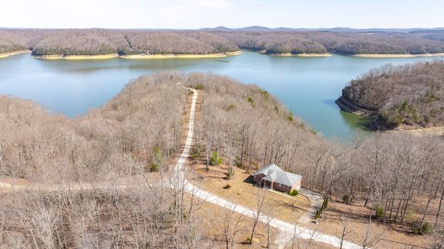 642 N Shore Drive, Monticello, KY 42633