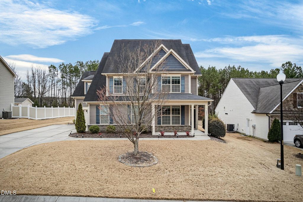 5441 Emerald Spring Drive, Knightdale, NC 27545