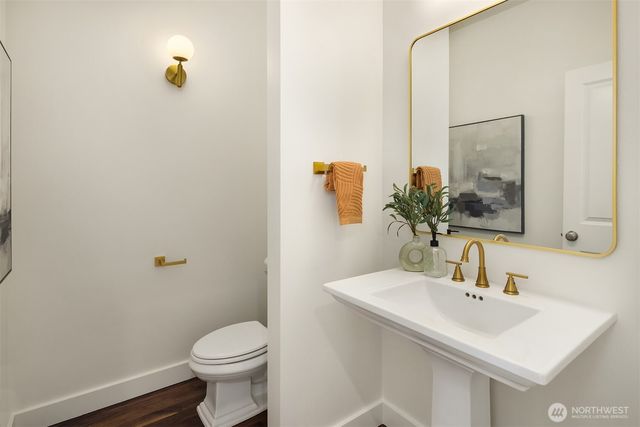 26218 SE Old Black Nugget Road, Issaquah, WA 98029