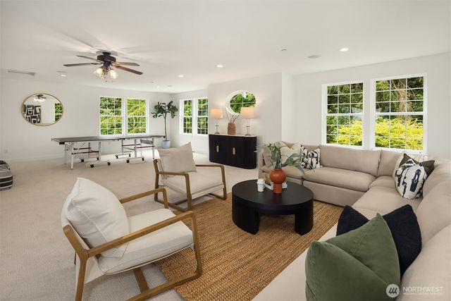 26218 SE Old Black Nugget Road, Issaquah, WA 98029