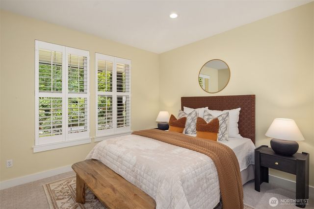 26218 SE Old Black Nugget Road, Issaquah, WA 98029