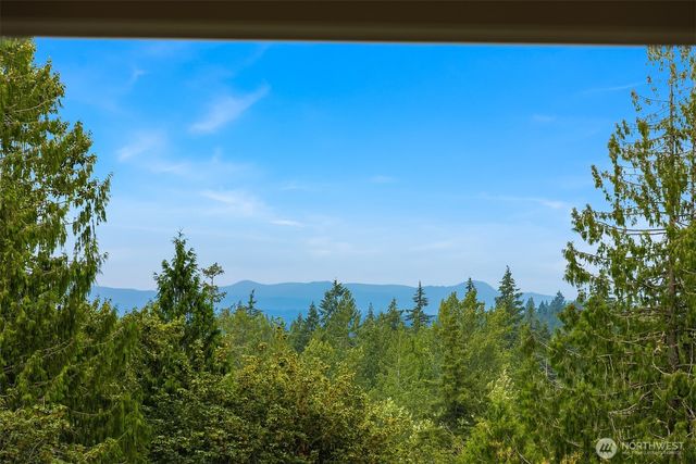 26218 SE Old Black Nugget Road, Issaquah, WA 98029