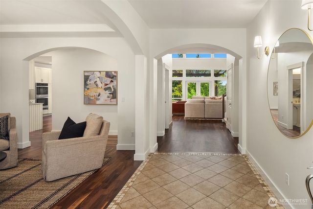 26218 SE Old Black Nugget Road, Issaquah, WA 98029