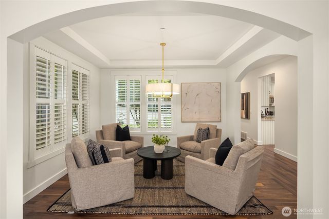 26218 SE Old Black Nugget Road, Issaquah, WA 98029