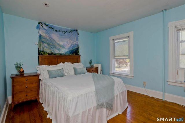 81 Lincoln Street, Enfield, CT 06082