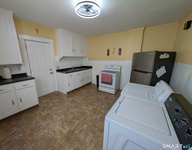 81 Lincoln Street, Enfield, CT 06082
