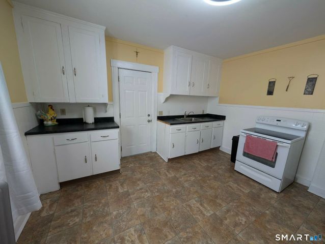81 Lincoln Street, Enfield, CT 06082