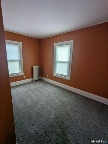 81 Lincoln Street, Enfield, CT 06082