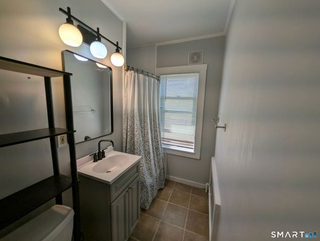 81 Lincoln Street, Enfield, CT 06082