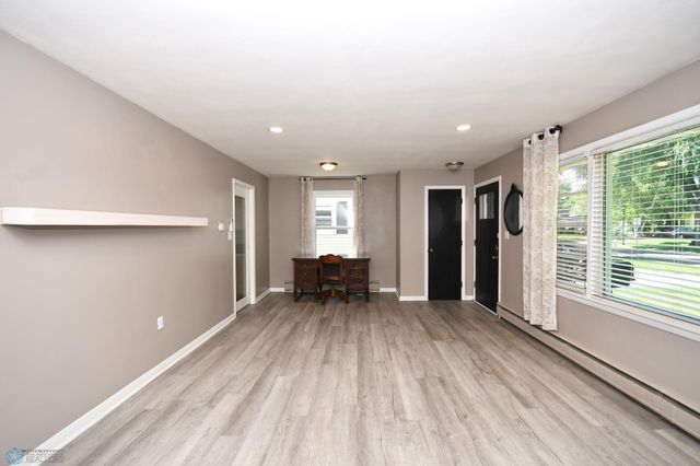 1253 3rd Street N, Fargo, ND 58102