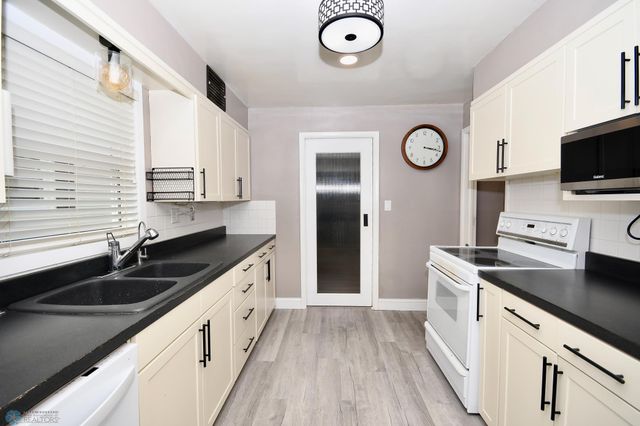 1253 3rd Street N, Fargo, ND 58102