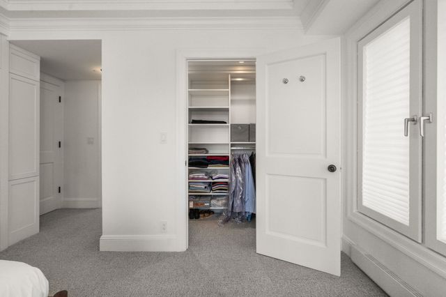 20 Rowes Wharf 701, Boston, MA 02110