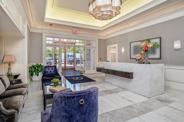 20 Rowes Wharf 701, Boston, MA 02110