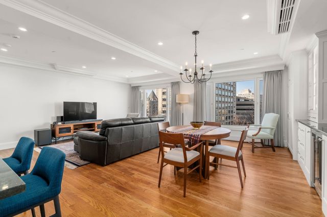 20 Rowes Wharf 701, Boston, MA 02110