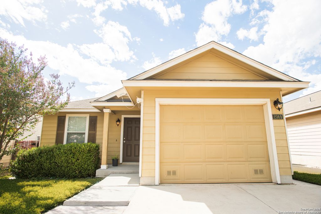 2311 Cloudbait View, San Antonio, TX 78109