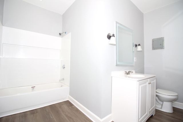 82 Fox 2, Worcester, MA 01604