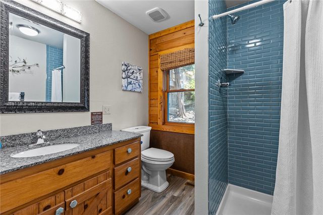 755 County Road 210, Eureka Springs, AR 72632
