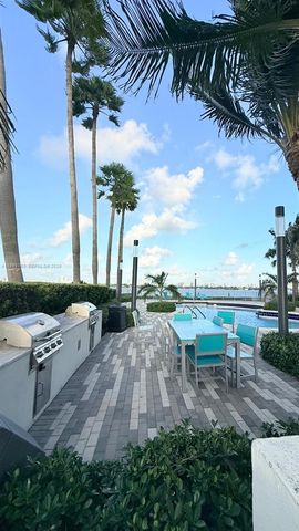 7501 E Treasure Dr 8B, North Bay Village, FL 33141