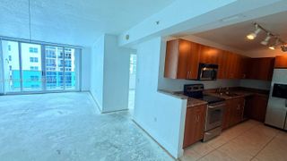 7501 E Treasure Dr 8B, North Bay Village, FL 33141