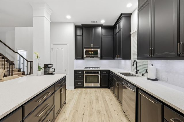 1270 Bonham Parkway, Lantana, TX 76226