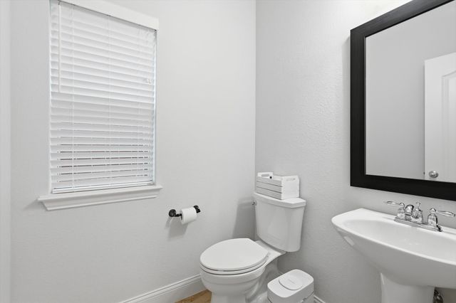 1270 Bonham Parkway, Lantana, TX 76226