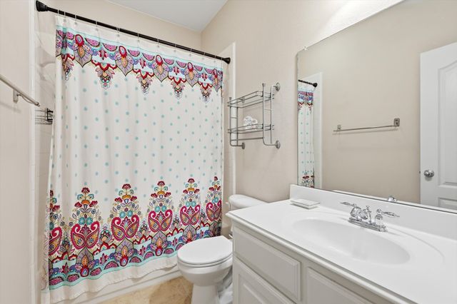 1270 Bonham Parkway, Lantana, TX 76226