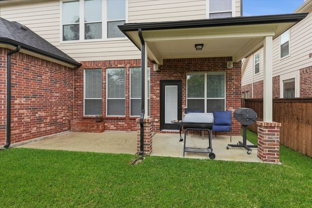 1270 Bonham Parkway, Lantana, TX 76226