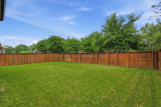 1270 Bonham Parkway, Lantana, TX 76226