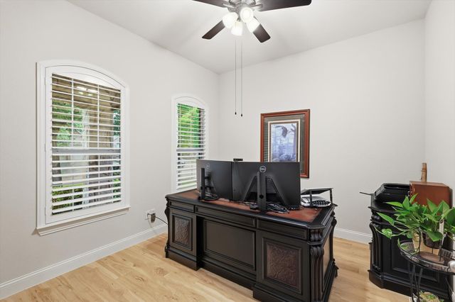 1270 Bonham Parkway, Lantana, TX 76226