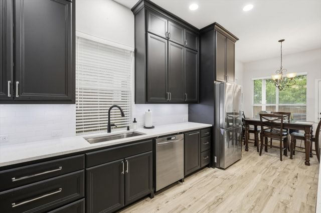 1270 Bonham Parkway, Lantana, TX 76226