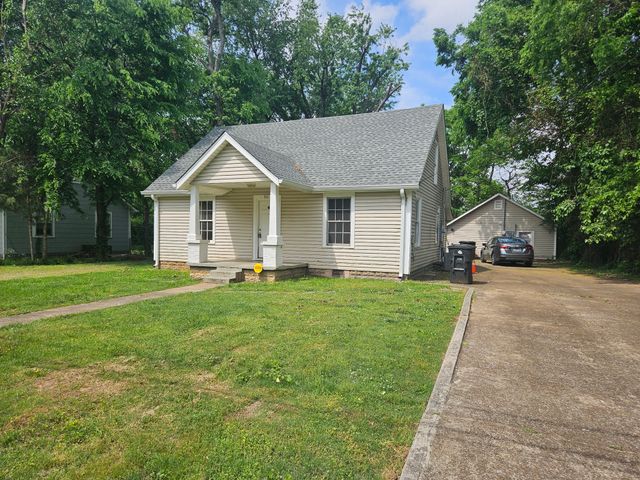 911 Leaf Ave, Murfreesboro, TN 37130