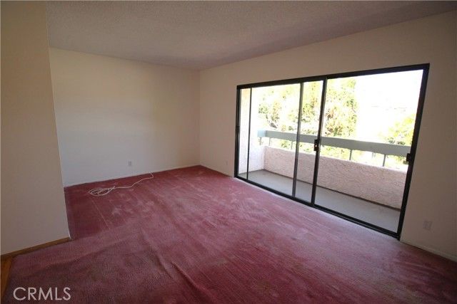 9906 Owensmouth 12, Chatsworth (los Angeles), CA 91311