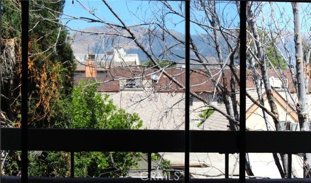 9906 Owensmouth 12, Chatsworth (los Angeles), CA 91311