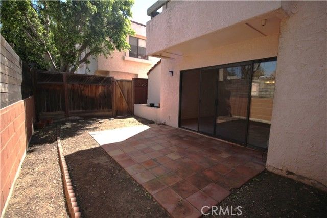 9906 Owensmouth 12, Chatsworth (los Angeles), CA 91311