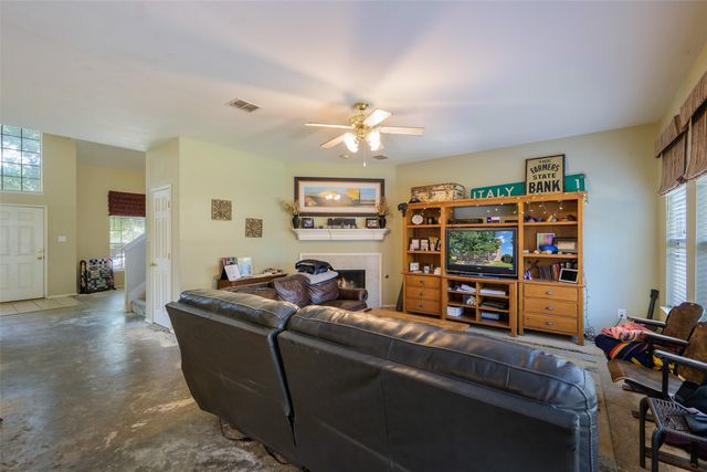 211 Mineral Springs Drive, Allen, TX 75002