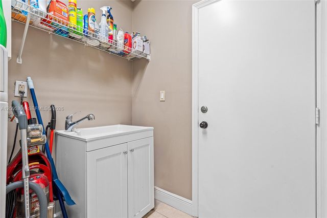 13831 NW 16th Street, Pembroke Pines, FL 33028