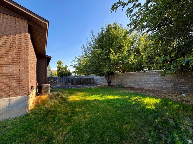 7692 S CHAD ST, Midvale, UT 84047