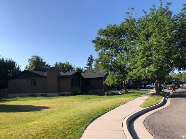 7692 S CHAD ST, Midvale, UT 84047