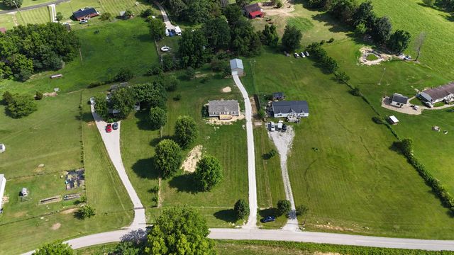 81 Buncombe Church Road, Eubank, KY 42567
