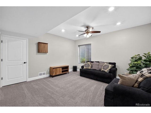 9091 E 59th North Pl, Denver, CO 80238