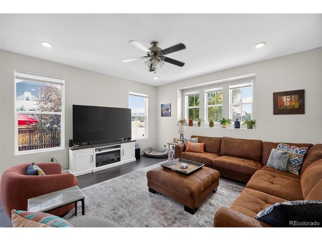 9091 E 59th North Pl, Denver, CO 80238