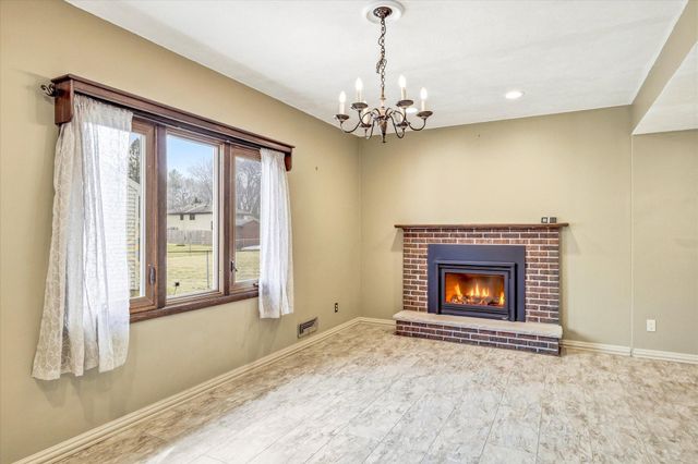 7339 Innsdale Avenue S, Cottage Grove, MN 55016