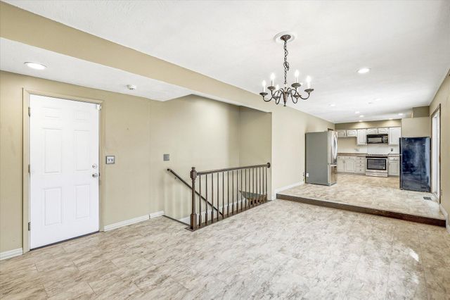 7339 Innsdale Avenue S, Cottage Grove, MN 55016